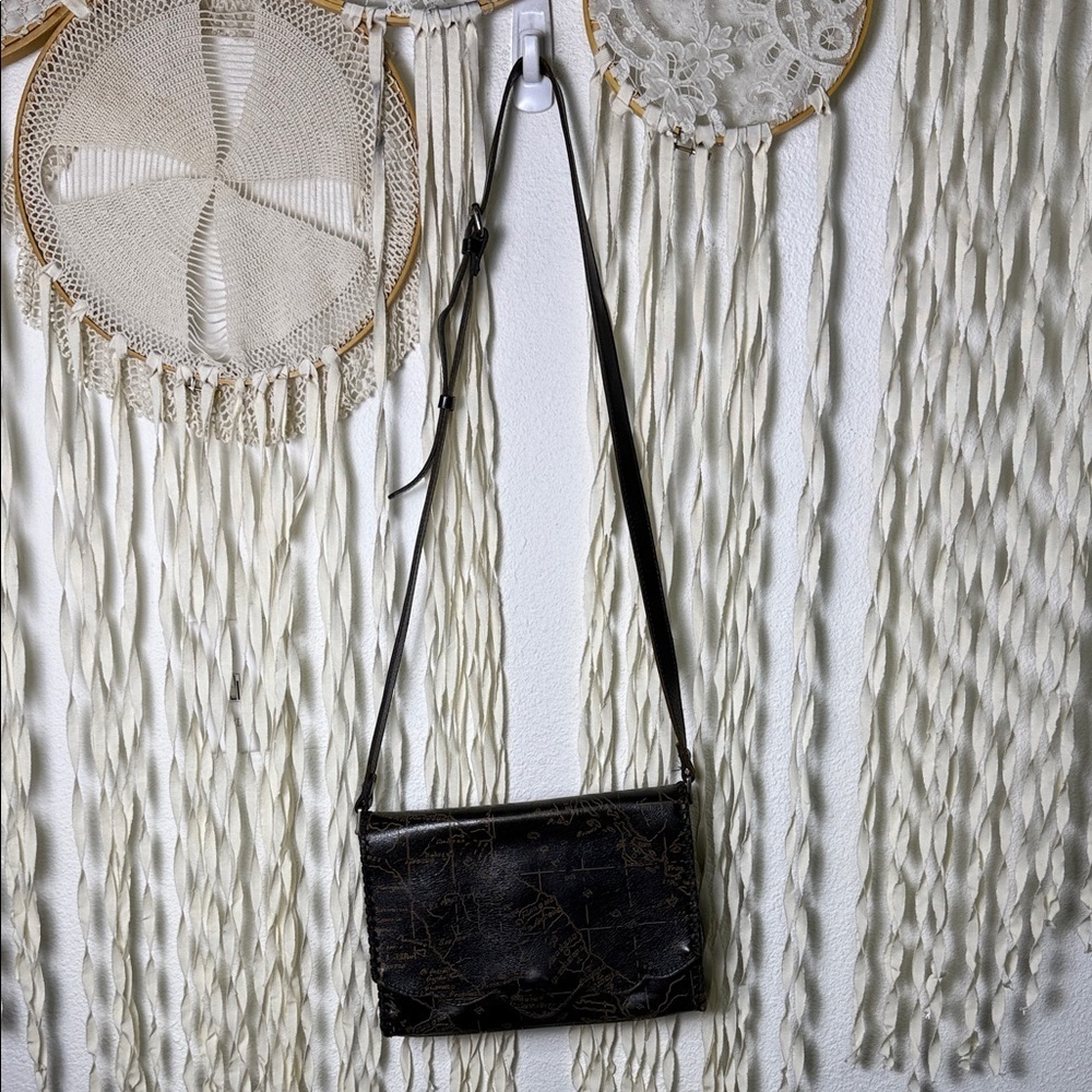 Patricia Nash Sarola Leather Scallop Edge Map Print Crossbody Handbag